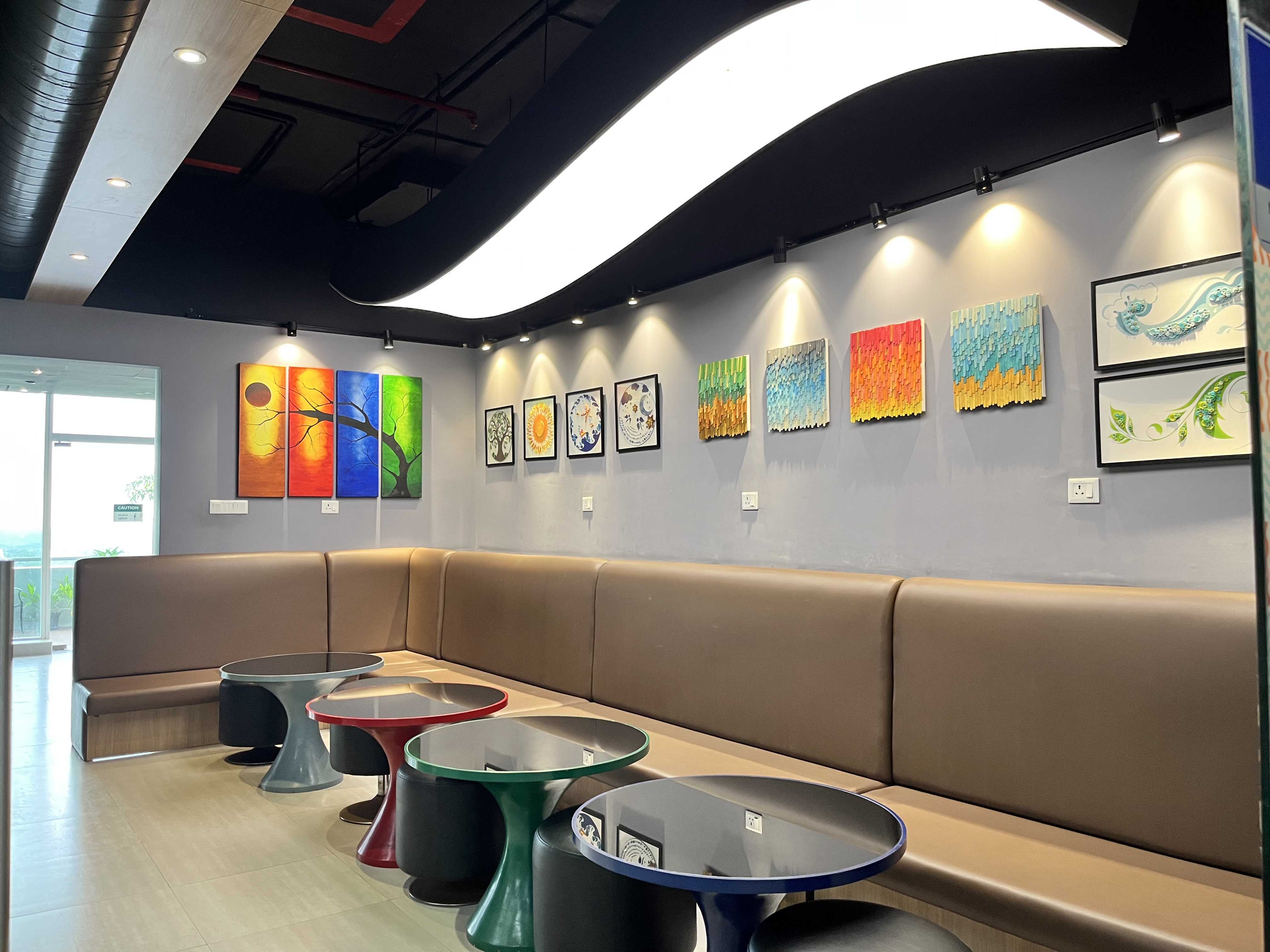 Elements Lounge (8 pax)
